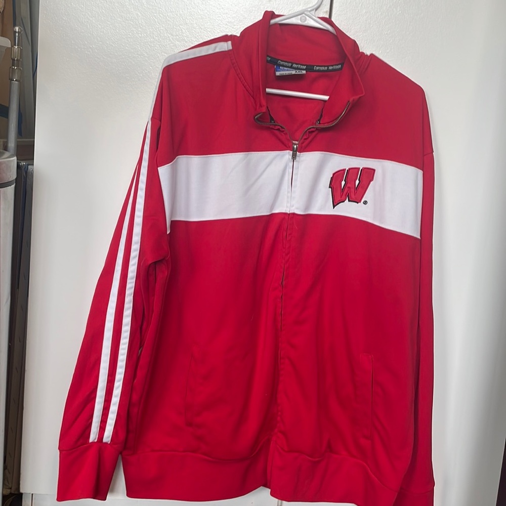 Wisconsin Badgers Jacket.  Mens xxl. College football. Excellent condition